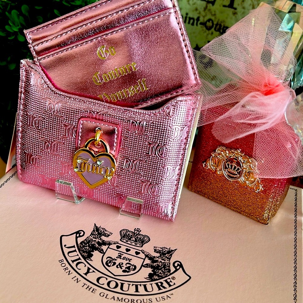 New Juicy Couture metallic blush wallet with pull out card case - Picture 11 of 16
